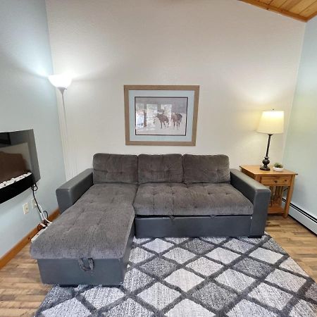 Cabin A Suite Bed And Breakfast Woodland Park Bagian luar foto