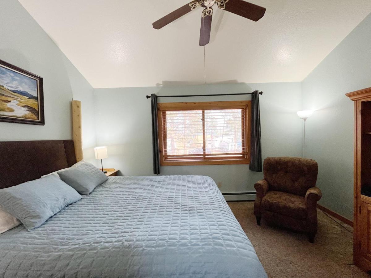 Cabin A Suite Bed And Breakfast Woodland Park Bagian luar foto